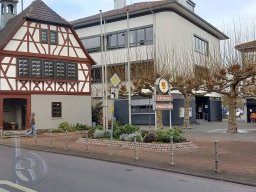 | Einhausen | Architektur | Altes und neues Rathaus